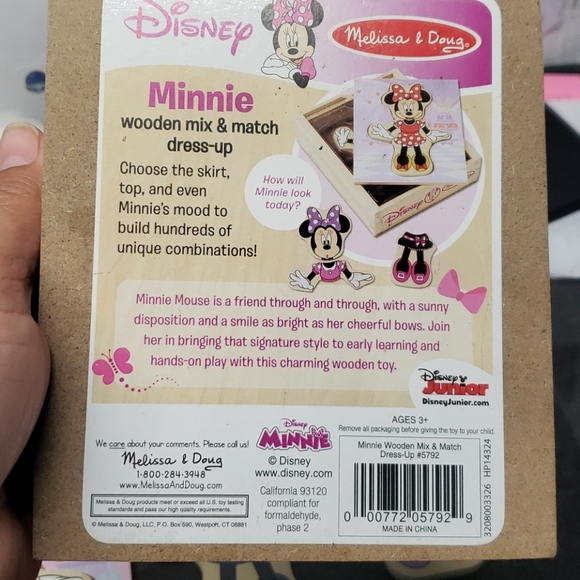 2 Melissa and Doug dress up sets - Picture 3 of 4